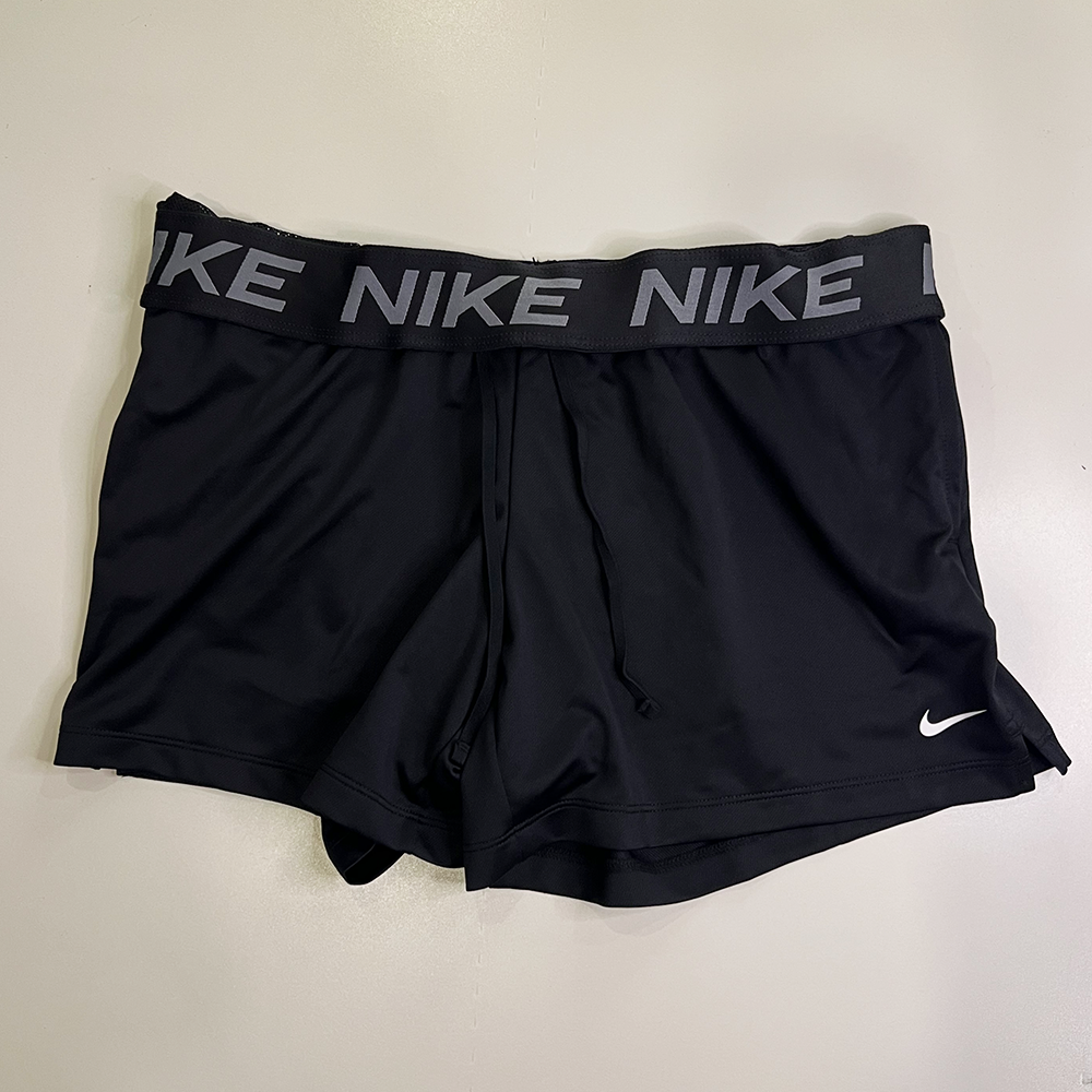 Short Attack Nike